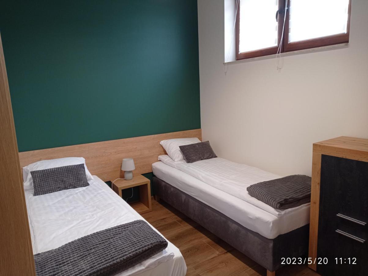 Loft Park Zator, Lokalizacja Przy Wej Parkuヴィラ エクステリア 写真